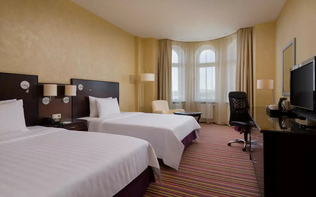 هتل کورت یارد بای ماریوت واسیلی وسکی سنت پترزبورگ - مهرپرواز